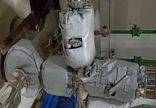 高溫管道<a href=http://www.dindin365.com/e/tags/?tagname=%E4%BF%9D%E6%B8%A9%E9%9A%94%E7%83%AD target=_blank class=infotextkey>保溫隔熱</a>衣