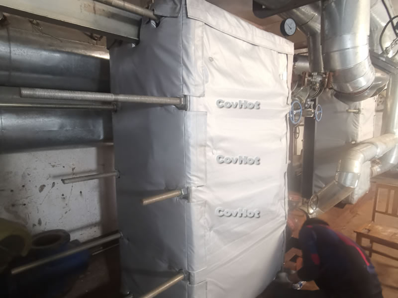 板式<a href=http://www.dindin365.com/e/tags/?tagname=%E6%8D%A2%E7%83%AD%E5%99%A8%E4%BF%9D%E6%B8%A9 target=_blank class=infotextkey>換熱器保溫</a>,<a href=http://www.dindin365.com/e/tags/?tagname=%E5%8F%AF%E6%8B%86%E5%8D%B8%E4%BF%9D%E6%B8%A9%E5%A5%97 target=_blank class=infotextkey>可拆卸<a href=http://www.dindin365.com/e/tags/?tagname=%E4%BF%9D%E6%B8%A9%E5%A5%97 target=_blank class=infotextkey>保溫套</a></a>