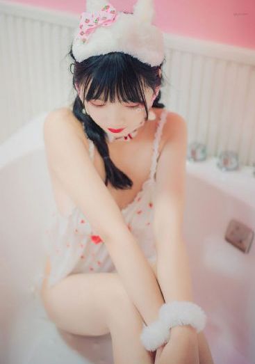 校园春色在线观看_午夜在线观看完整版